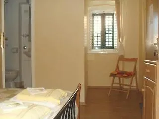 Kamena Otel 2*